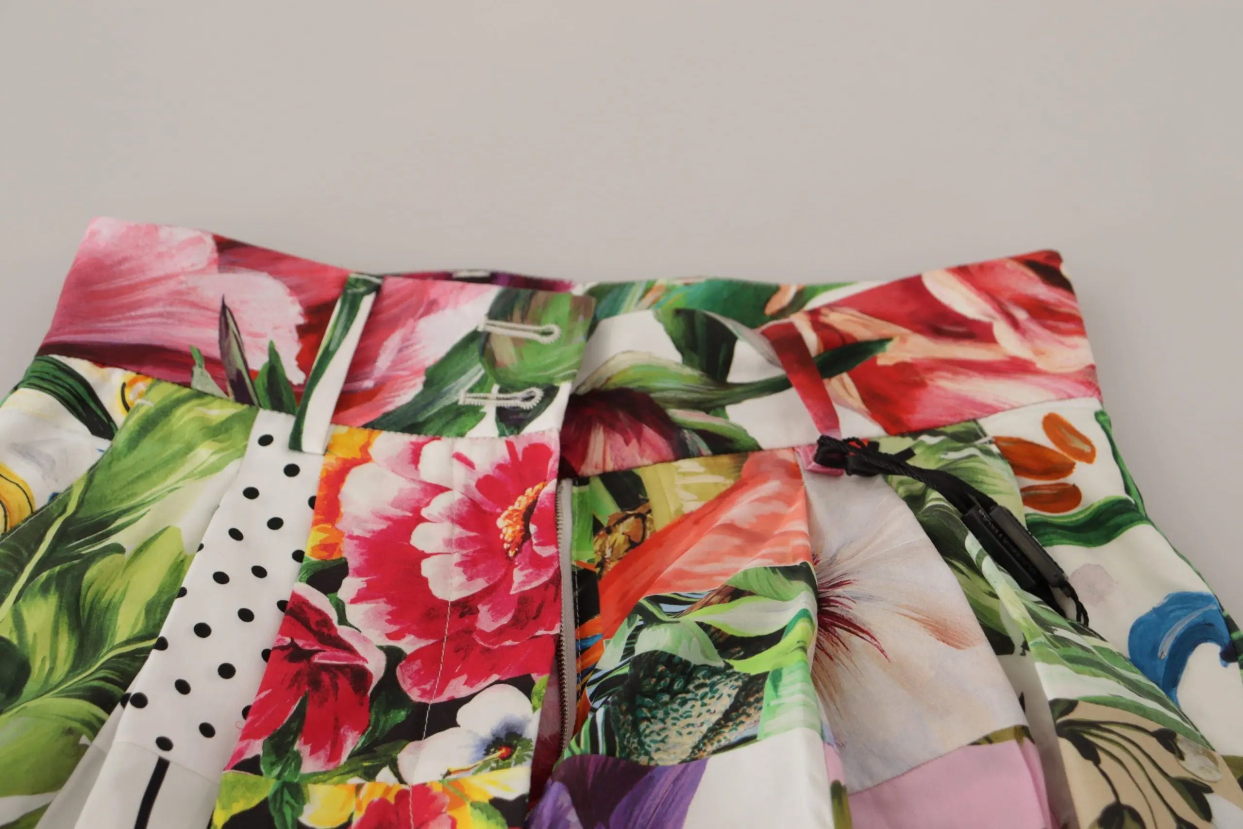 Multicolor High Waist Hot Pants Shorts Dolce & Gabbana