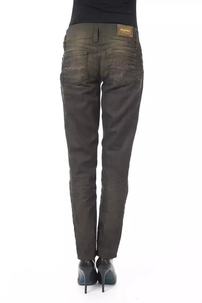 Black faded relaxed fit women's jeans with slight distressing and classic five-pocket design.