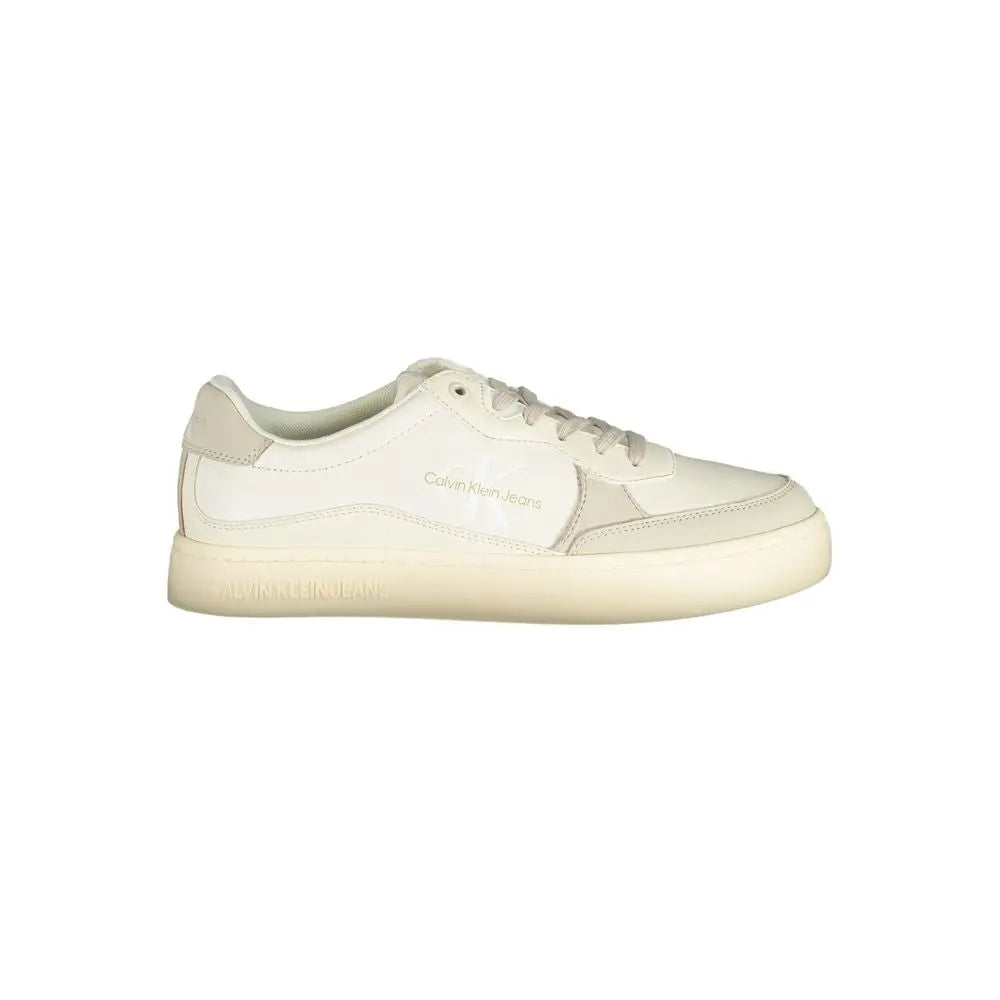 Elegant White Sneakers with Contrast Accents Calvin Klein