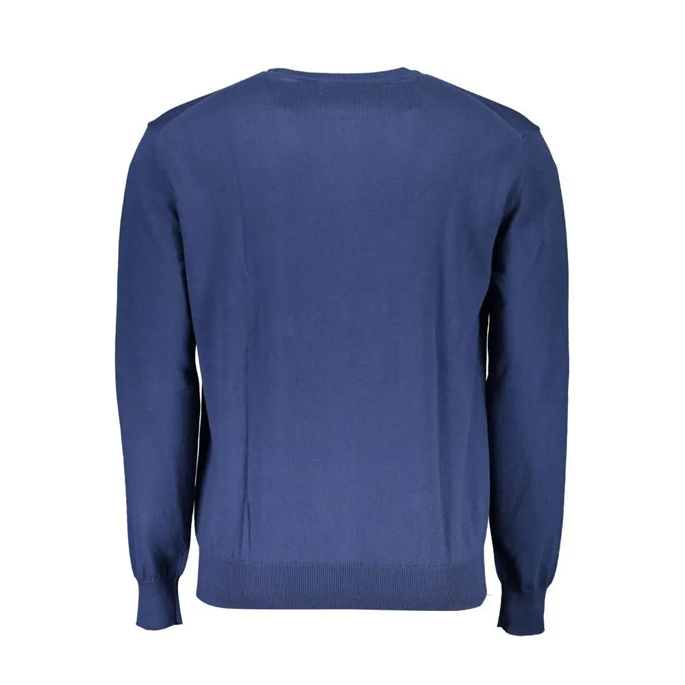 Blue cotton men’s sweater with crew neck and ribbed cuffs and hem.